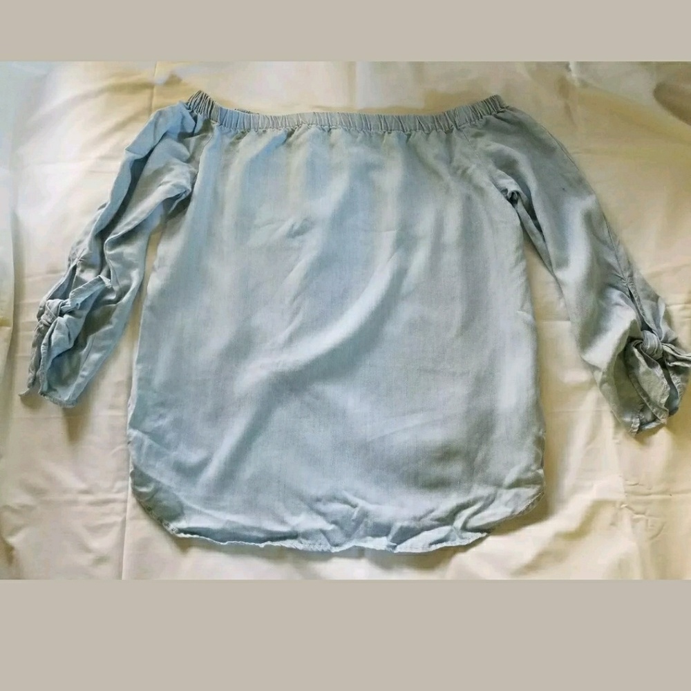 Karen Kane Chambray Off Shoulder Shirt Small